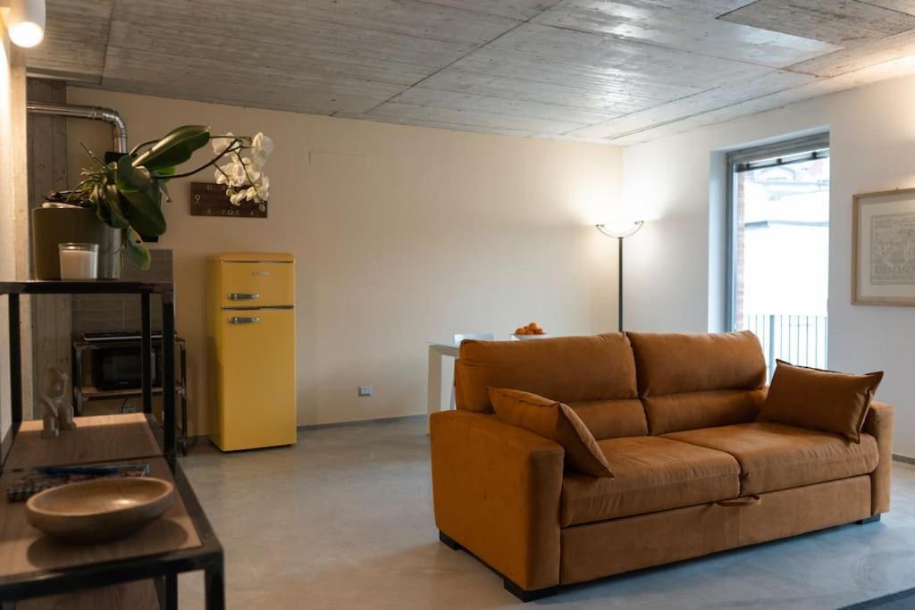 Ferienwohnung Centro Storico Recinto Dei Nobili 4-Private Parking Asti Exterior foto